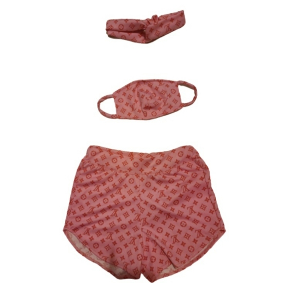 Shorts / mask/ headband set - Picture 1 of 1